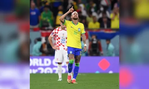 No Brasil, Neymar fala sobre derrota da seleção na Copa: 