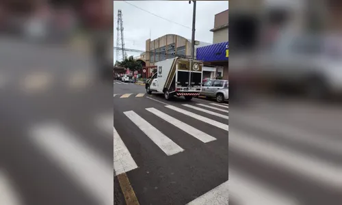 Adolescente morre ao bater moto contra muro, de madrugada em Apucarana