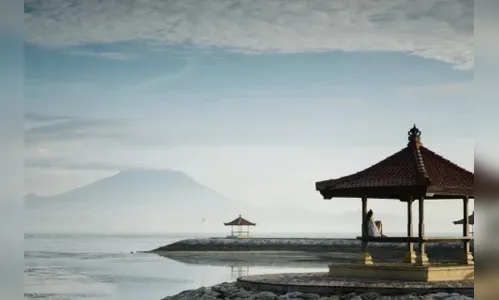 Indonésia aprova lei que pune sexo fora do casamento com prisão