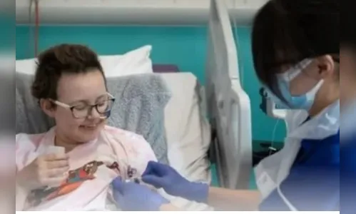 Tratamento inovador cura menina com câncer considerado terminal
