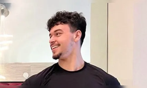 Filho de Carla Perez e Xanddy exibe corpo musculoso na web