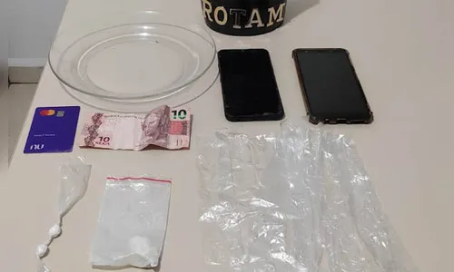 PM prende dois suspeitos de tráfico de cocaína em Lunardelli