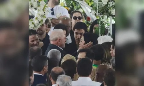 Lula e Janja chegam ao velório de Pelé na Vila Belmiro; veja