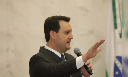 Ratinho Junior toma posse para mais quatro anos de mandato