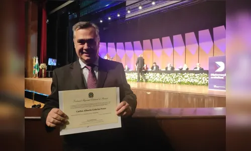 Saudando Beto Preto após diplomação