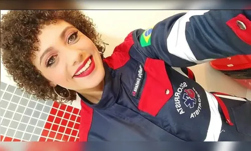 Socorrista morre após acidente entre moto e dois caminhões no PR