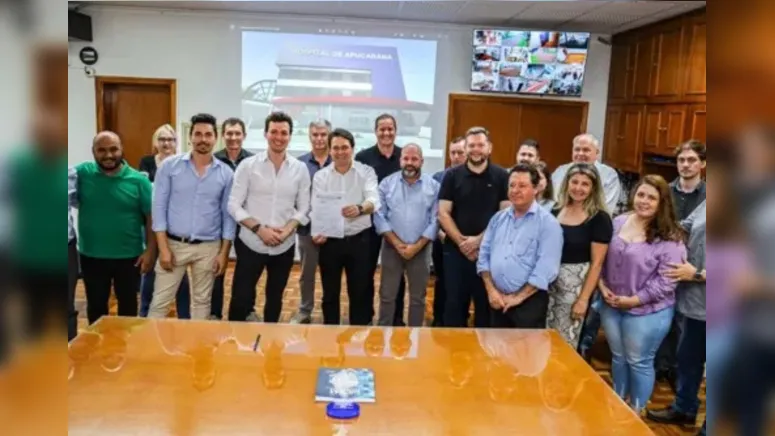 Segundo o prefeito de Apucarana, trata-se de um reconhecimento ao apoio prestado pelos vereadores desde o anúncio do projeto