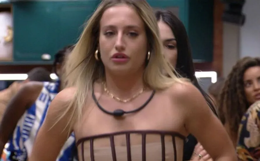 A atriz se assustou com o estado do cômodo