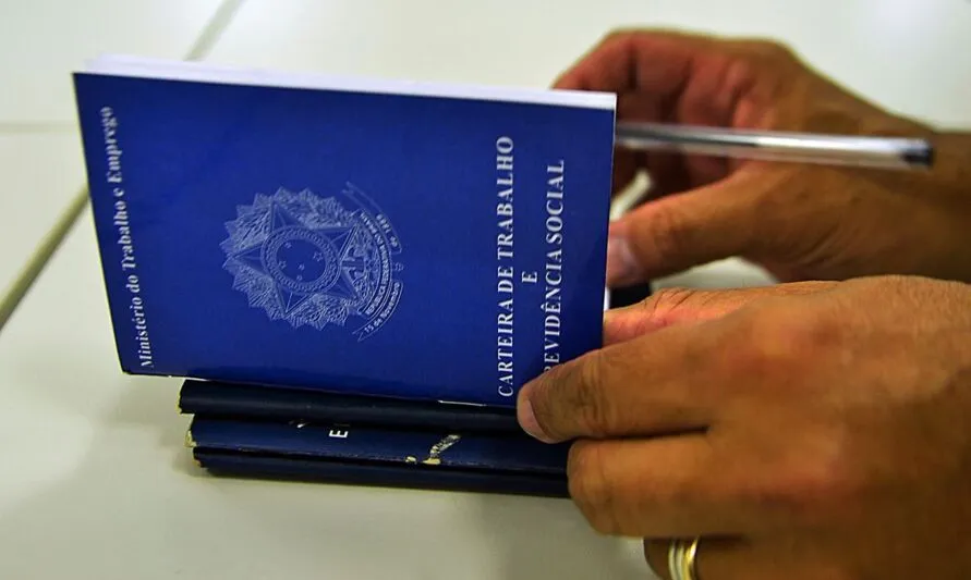 Agência do Trabalhador de Arapongas divulga as vagas de emprego disponíveis nesta semana
