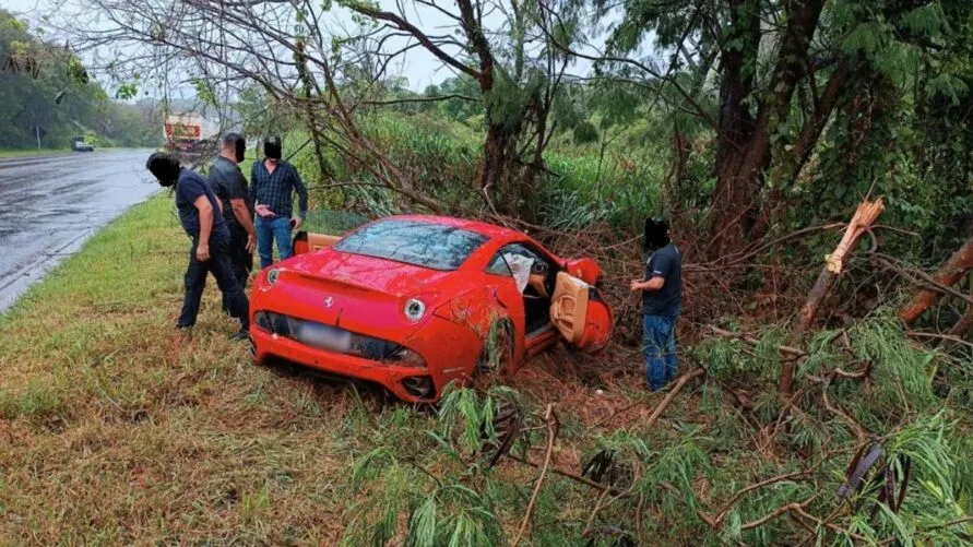 Até o momento, não há informações do que teria motivado o acidente