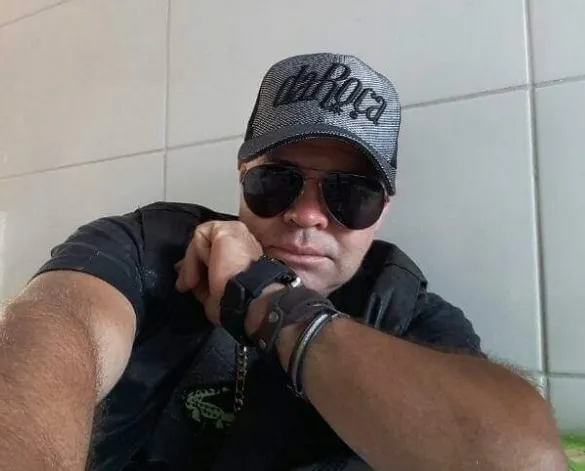 José Aparecido Correia, conhecido como Zezinho Brasil