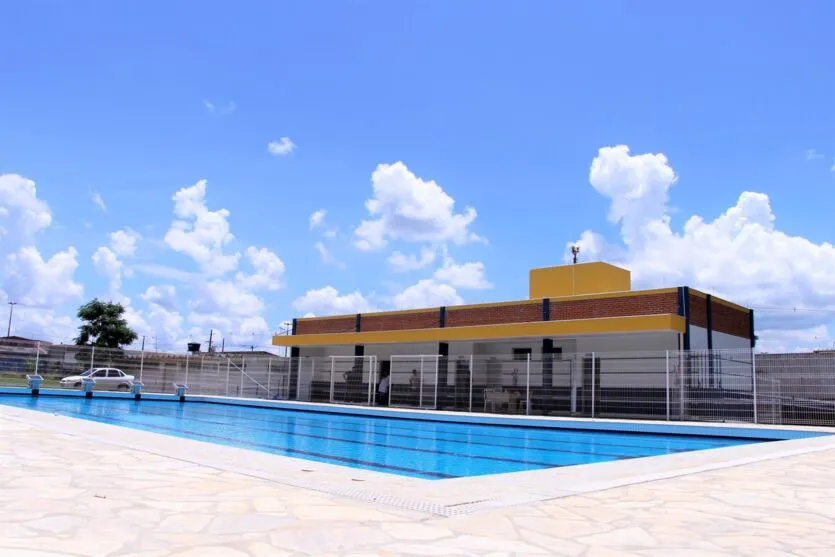 Secretaria Municipal de Esporte retomou as atividades desenvolvidas na piscina do Centro Social Urbano (CSU)