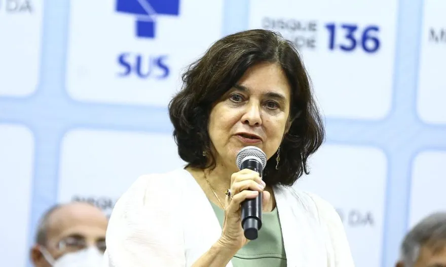 A primeira mulher a comandar o Ministério da Saúde foi, também, a primeira a presidir a Fundação Oswaldo Cruz (Fiocruz)