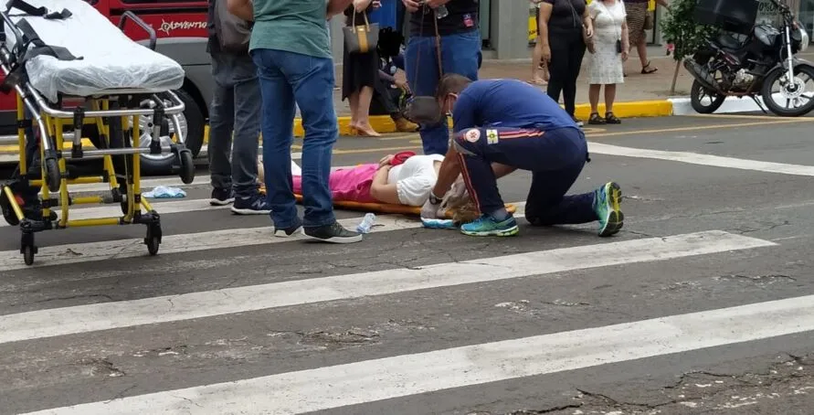 A vítima do atropelamento foi encaminhada para o Hospital da Providência