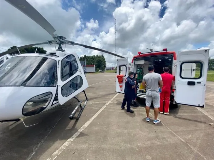 Aeromédico de Londrina foi acionado para socorrer as vítimas