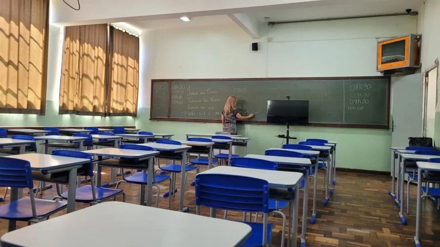As duas principais cidades da região registram o maior número de alunos que abandonaram as aulas
