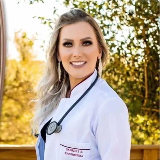 Enfermeira Gabrieli Batistella, 29 anos — Foto: Reprodução/Redes sociais