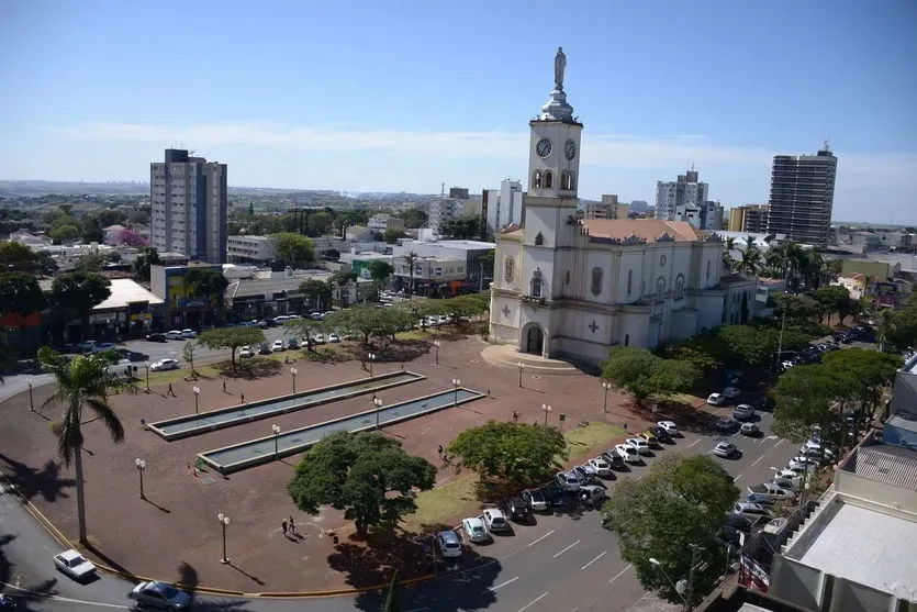 Existe um vulcão adormecido prestes a entrar em erupção sob a Catedral de Apucarana?