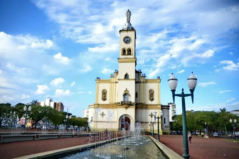 Nossa Senhora de Lourdes! Padroeira de Apucarana!