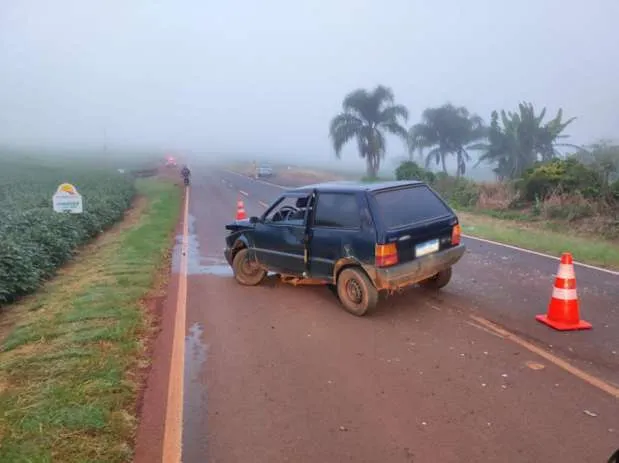 Segundo a Polícia Rodoviária Estadual (PRE), havia muita neblina no local.