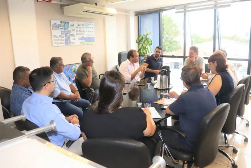 Sérgio Onofre, esteve reunido com a equipe técnica