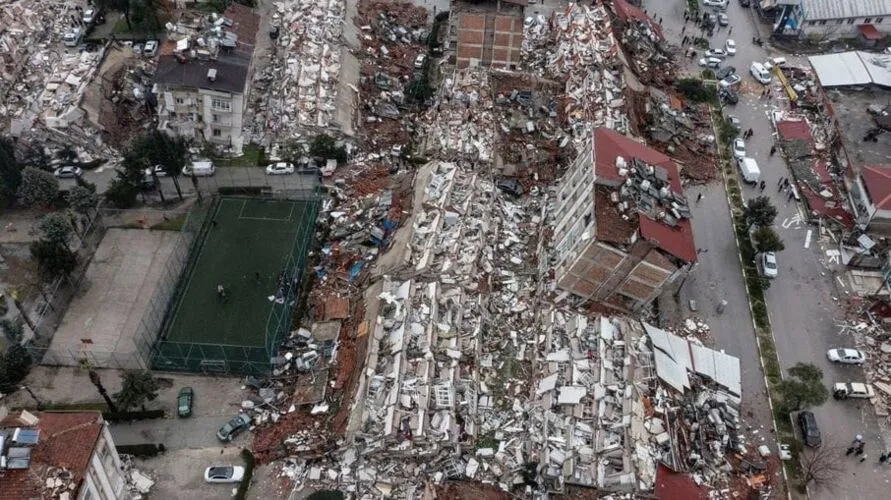 Todos os esforços estão focados em operações de buscas e resgate das vítimas de soterramentos, ocasionados pelo terremoto