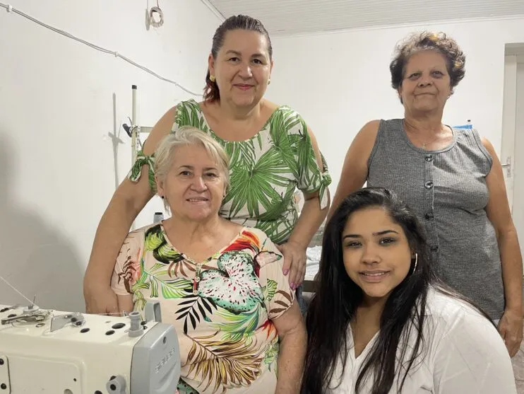 Vitória decidiu cursar moda por influência da mãe, tia e prima que são costureiras