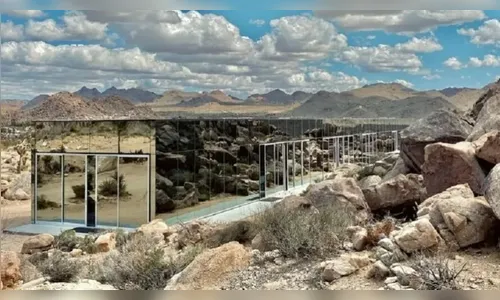 'Casa Invisível' no deserto da Califórnia vai à venda por R$ 93 mi