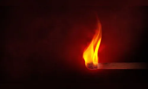 Mulher pode ter sido queimada pelo marido em Arapongas, diz polícia