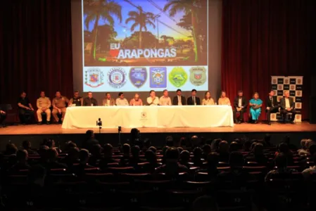 A ação aconteceu durante uma solenidade no Cine Teatro Mauá