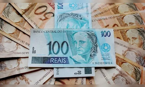 Salário mínimo de R$ 1.302 pode ser revisado até 1º de maio