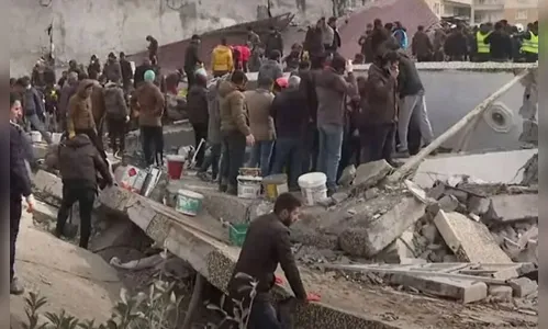 Mortos em terremoto em Síria e Turquia passam de 33 mil