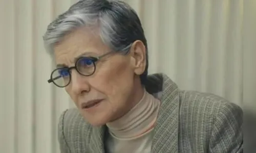 Ré por homofobia, Cássia Kiss pede redução de multa: “Desempregada”