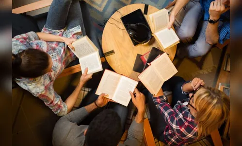 Confraria Literária incentiva o gosto pela leitura em Arapongas; saiba