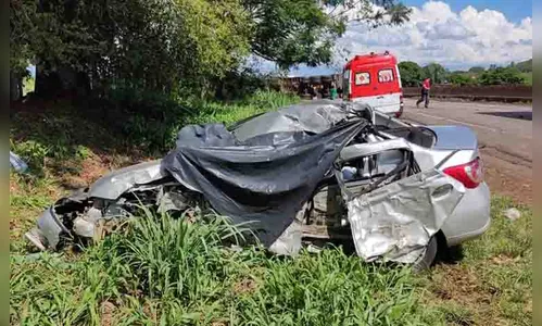 Uma pessoa morre e duas ficam feridas em acidente na BR-163