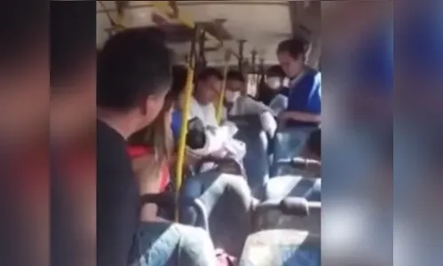 Mulher que deu a luz em ônibus no RJ perde a guarda do bebê