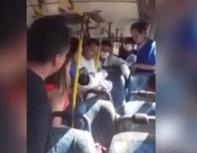 Bebê nasceu dentro de um ônibus na última segunda-feira