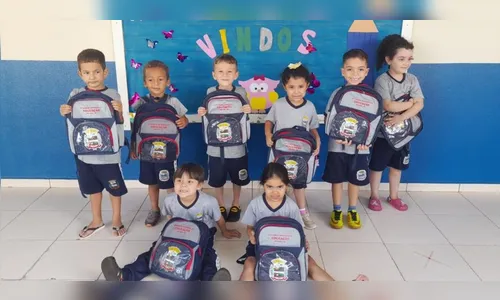 Rio Bom distribui materiais escolares para alunos da rede municipal