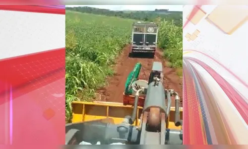 Corpo de pescador é resgatado por pá-carregadeira após enxurrada no PR