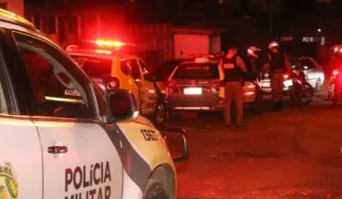 Equipes do Corpo de Bombeiros (Siate) e do Samu estiveram no local do homicídio e constataram a morte. Polícia Militar também foi acionada.