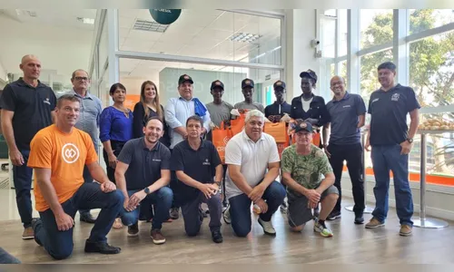 Atletas internacionais são recebidos pela diretoria da Cresol