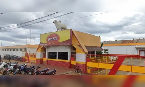 Frigorífico de Paiçandu demite centenas de funcionários