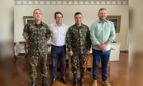 Junior e Vital discutem parcerias com o 30º BIMec