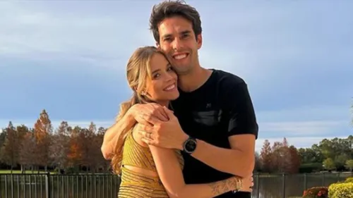 Kaká e Carol Dias