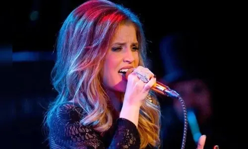 Filha de Elvis Presley é internada após sofrer parada cardíaca