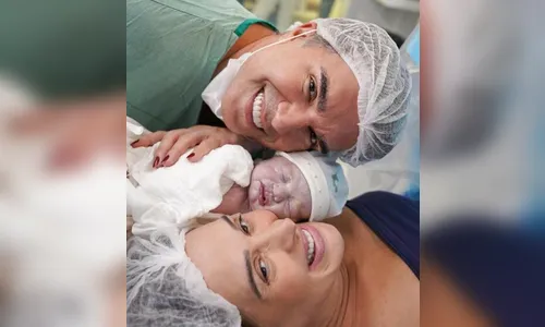 Nasce filho de Claudia Raia e Jarbas de Mello