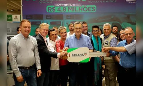 Municípios do Paraná recebem ambulâncias do Samu e câmaras frias