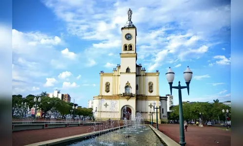Nossa Senhora de Lourdes! Padroeira de Apucarana!