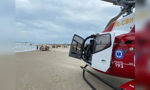 Dois se afogam em praia no Paraná e helicóptero é acionado