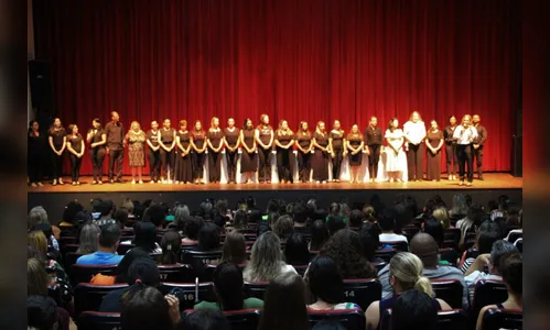Servidores da Educação participam de reunião antes da volta às aulas